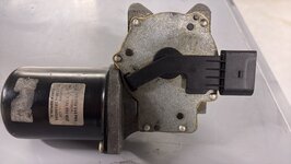 Ruitenwissermotor voorzijde T5