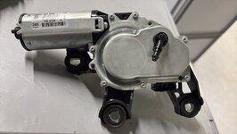 Ruitenwissermotor achterzijde T5