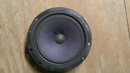 Speaker deurvak